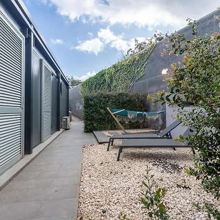 The Jolie - A Retreat In The Funchal (Madeira)